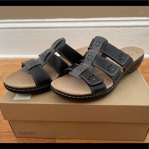 Clark’s Sandals NWT